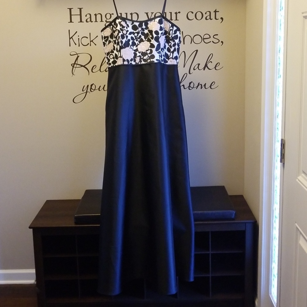 Prom (evening gown)